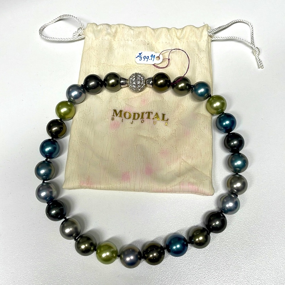 NWT Modital Bijoux Pearl choker necklace with magnetic pave closure